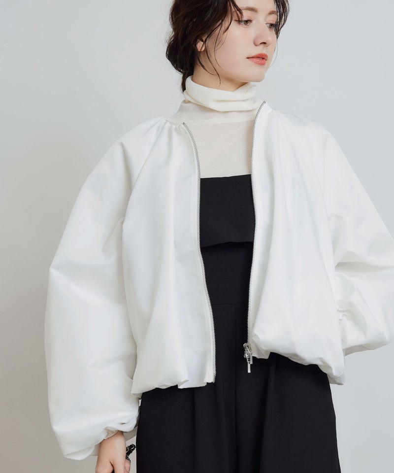 model：H155　着用サイズ：M　オフホワイト