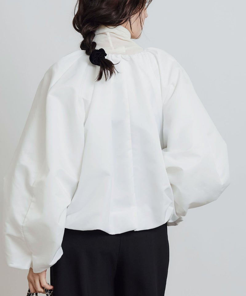 model：H155　着用サイズ：M　オフホワイト