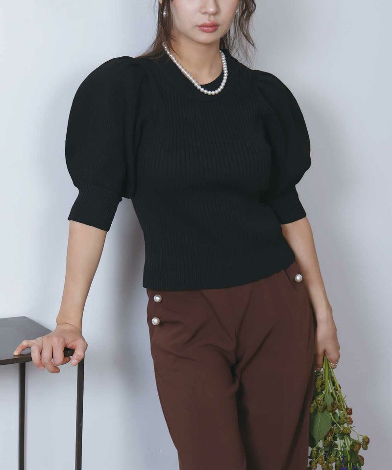 model：H160　着用サイズ：M　ブラック