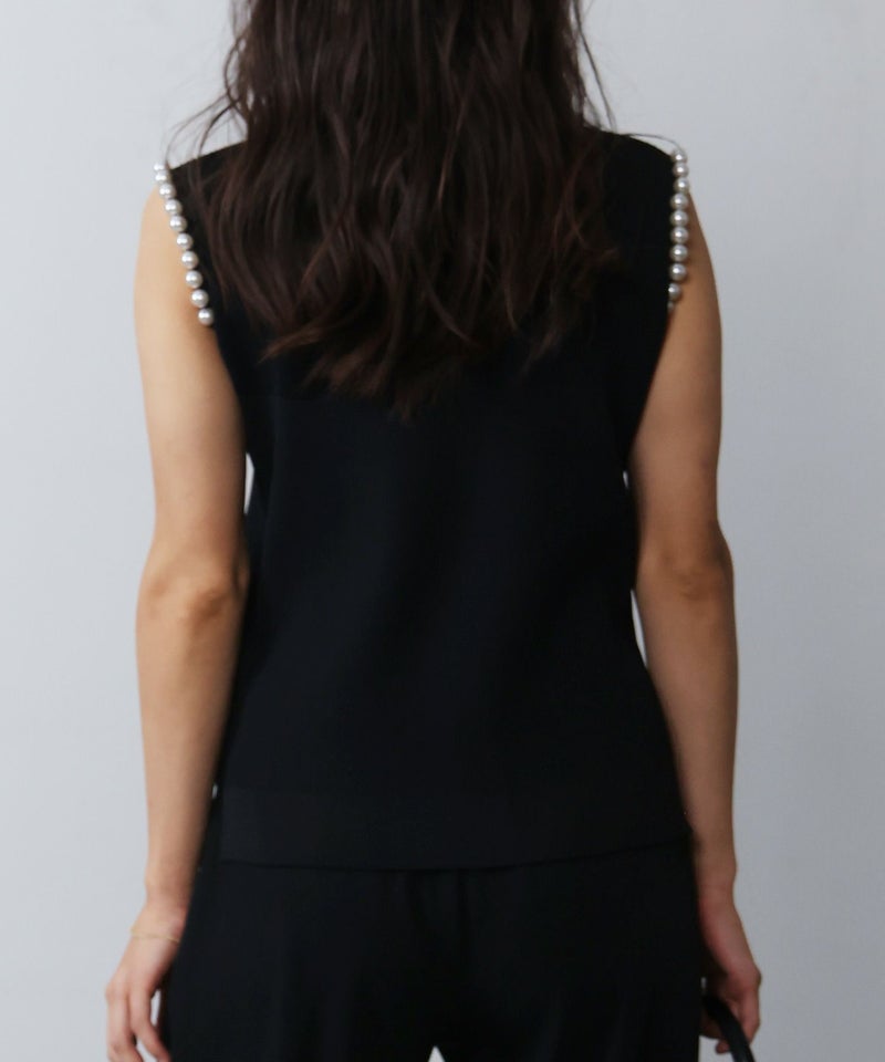 model：H160　着用サイズ：M　ブラック