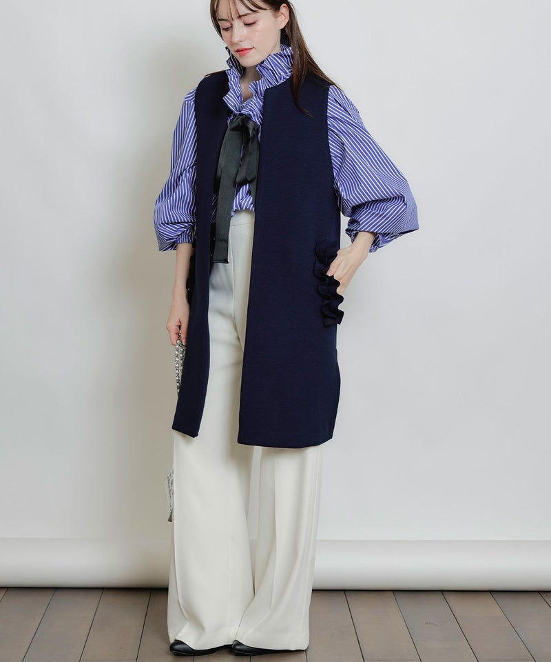 model：H160　着用サイズ：M　オフホワイト