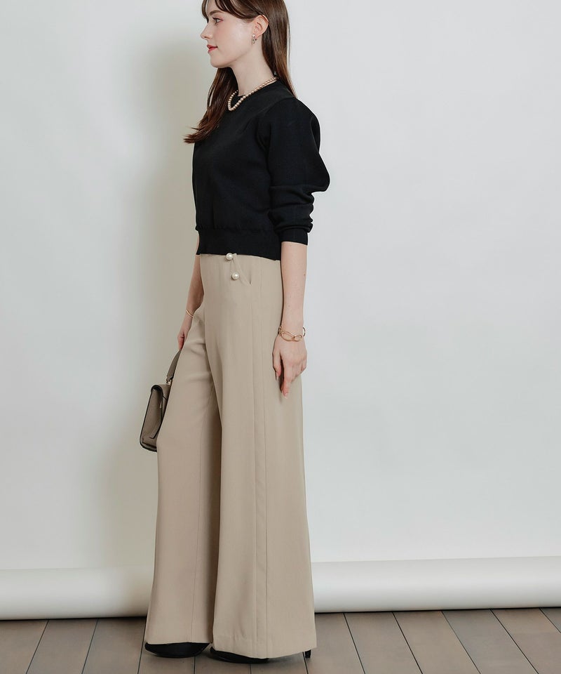 model：H160　着用サイズ：M　ベージュ