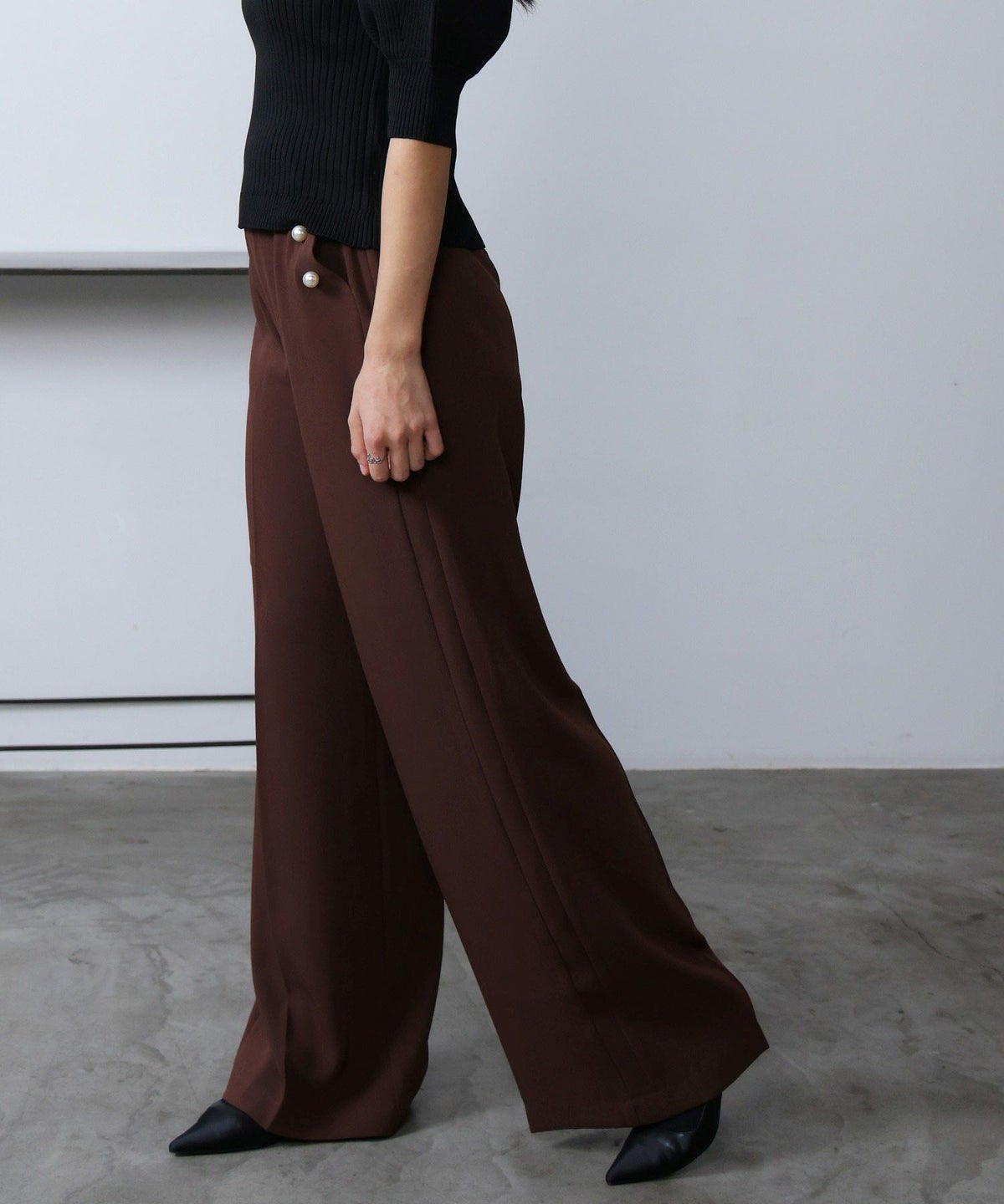 model：H160　着用サイズ：M　ブラウン