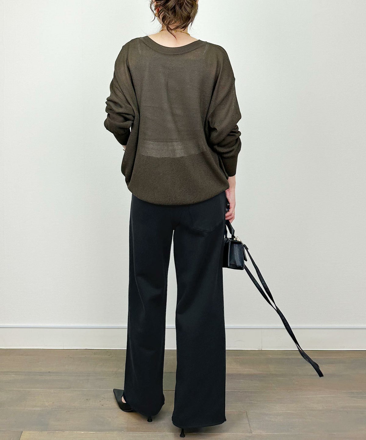 model：H164　着用サイズ：M　ブラック