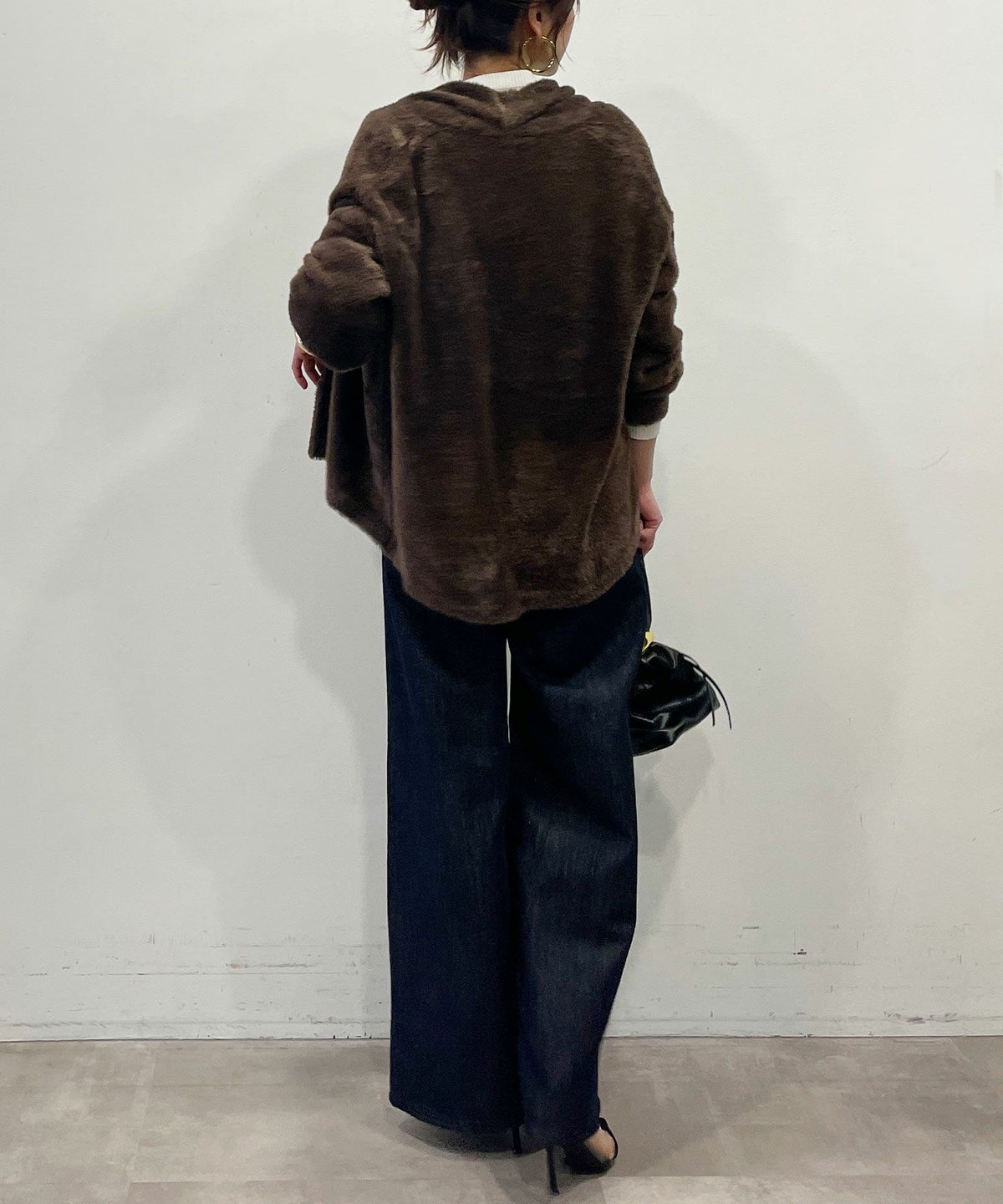 model：H164　着用サイズ：M　ブラウン