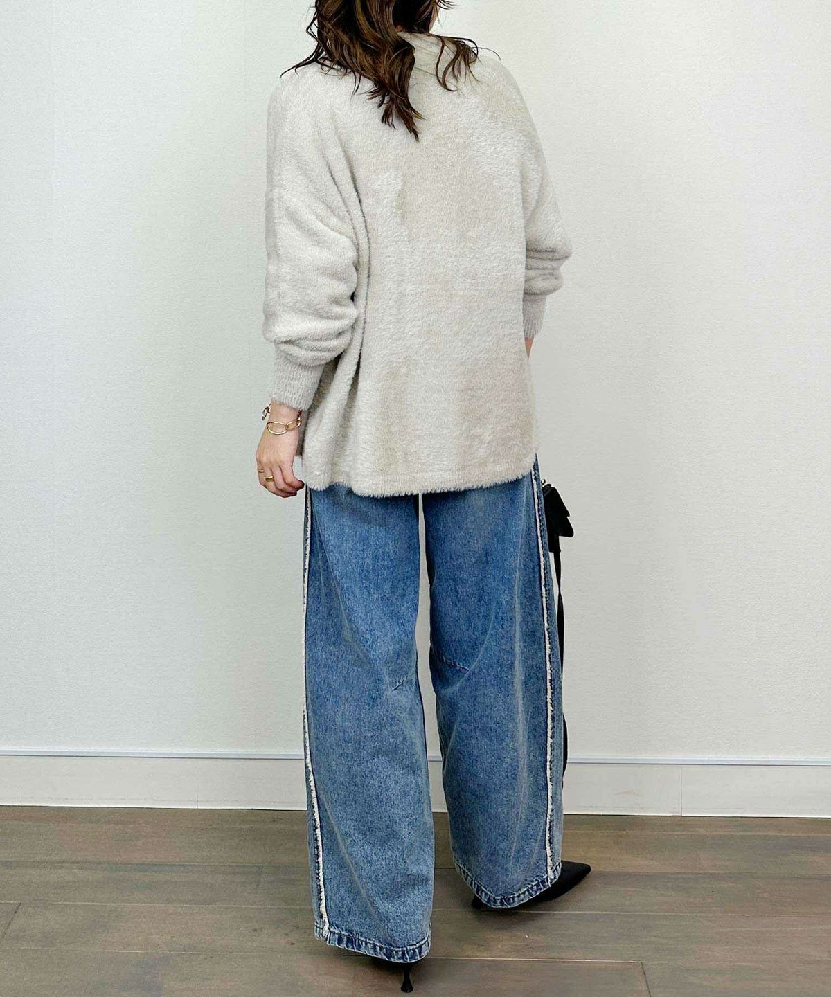 model：H164　着用サイズ：M　ライトグレー