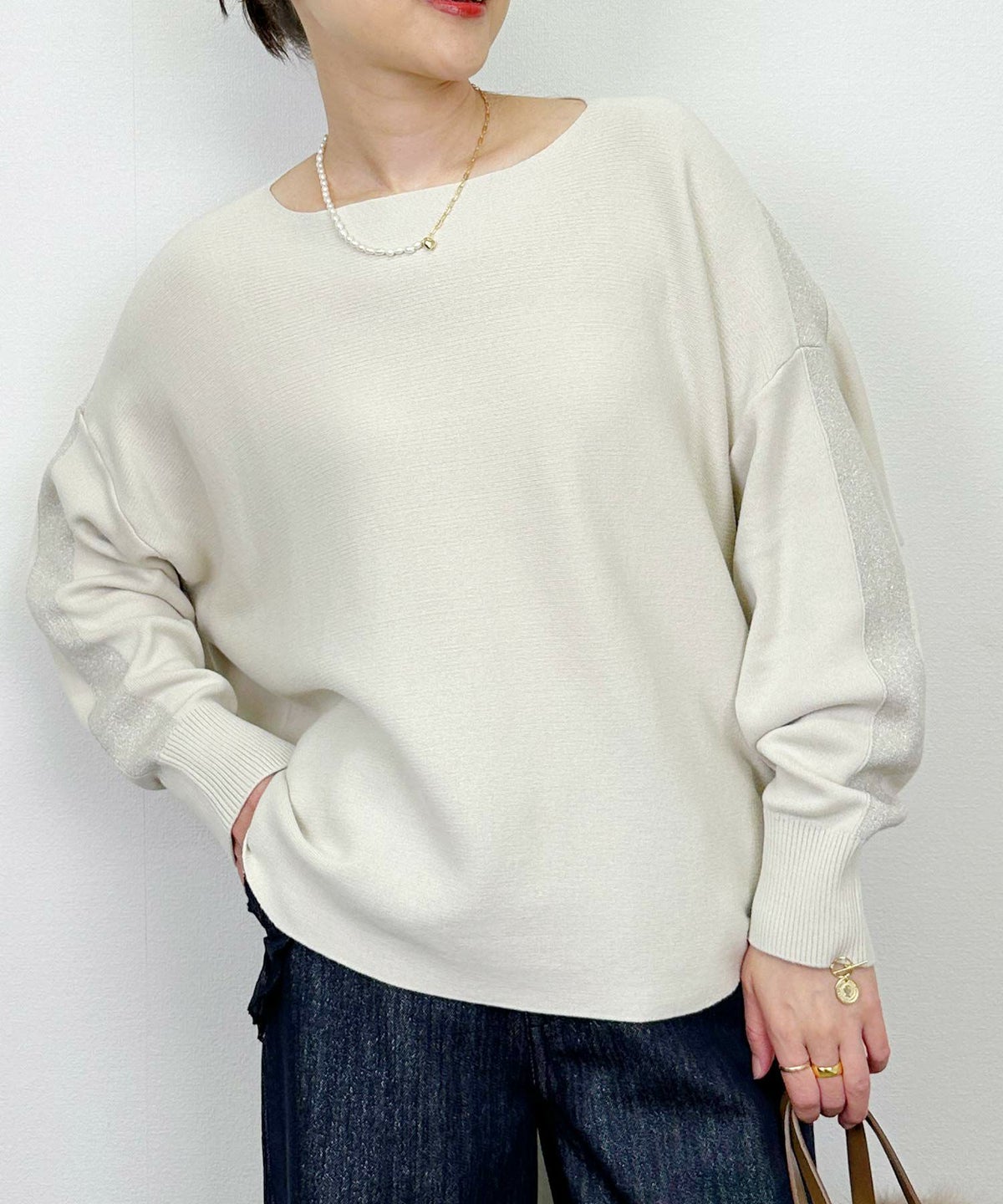 model：H164　着用サイズ：M　アイボリー