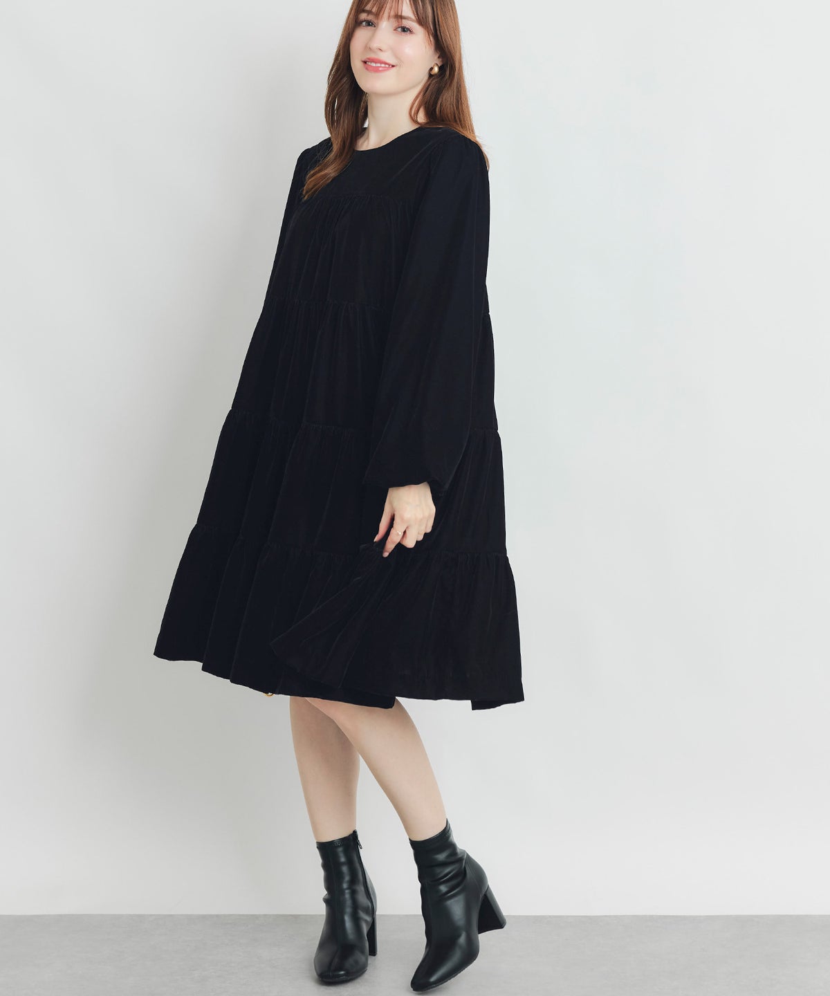 model：H160　着用サイズ：M　ブラック