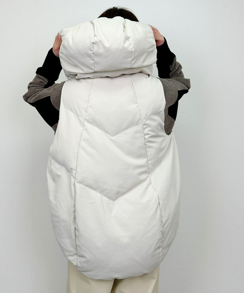 model：H164　着用サイズ：M　オフホワイト