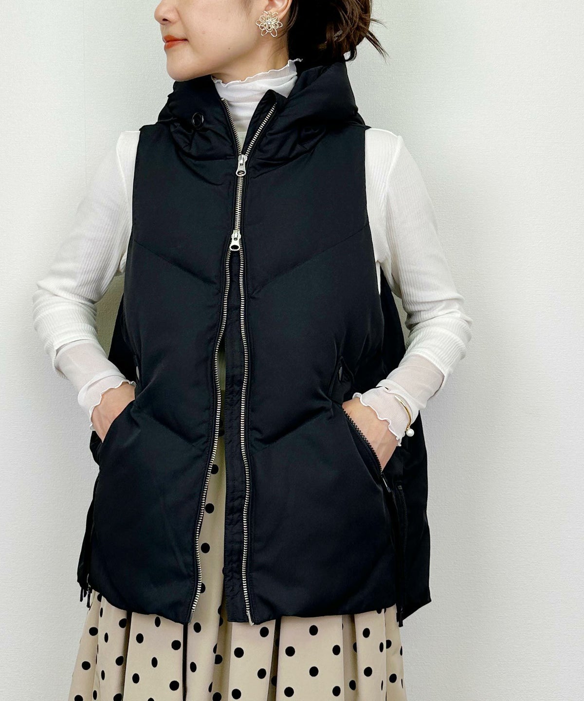 model：H164　着用サイズ：M　ブラック