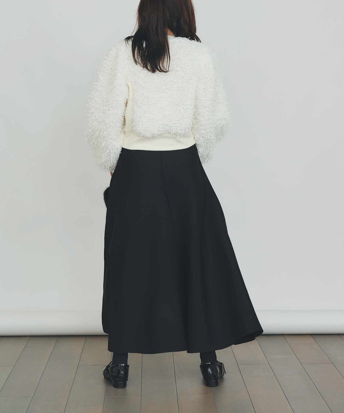 model：H155　着用サイズ：M　オフホワイト