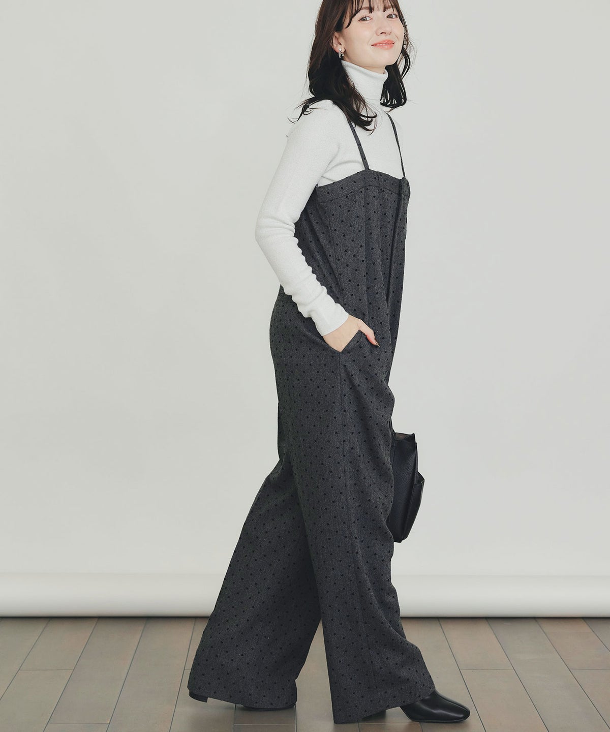 model：H155　着用サイズ：M　オフホワイト