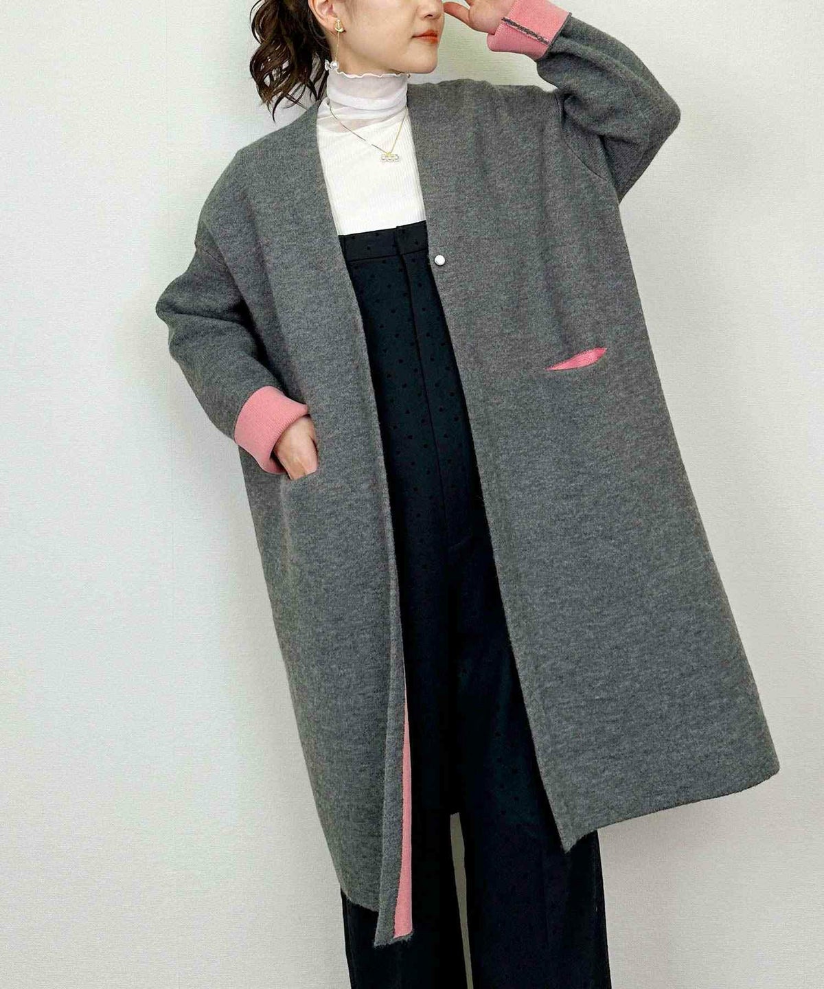 model：H164　着用サイズ：M　チャコールグレー