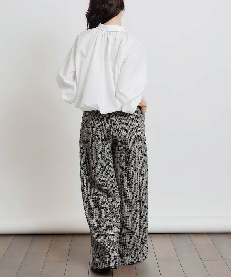 model：H155　着用サイズ：M　モカ