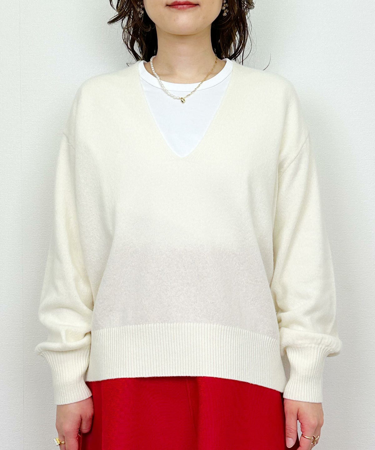 model：H164　着用サイズ：M　アイボリー