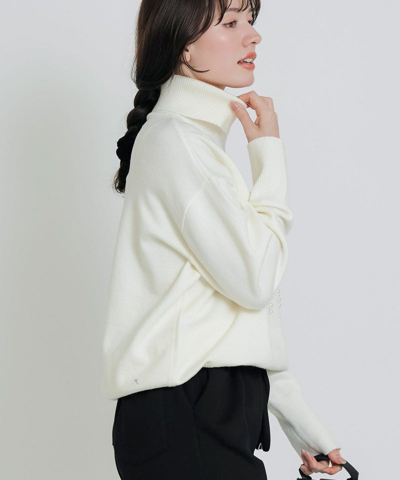 model：H155　着用サイズ：M　オフホワイト