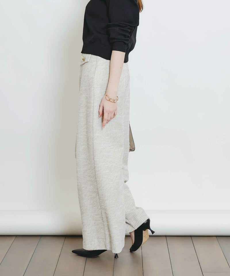 model：H160　着用サイズ：M　ベージュ