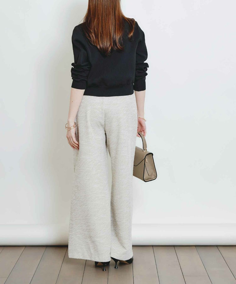 model：H160　着用サイズ：M　ベージュ