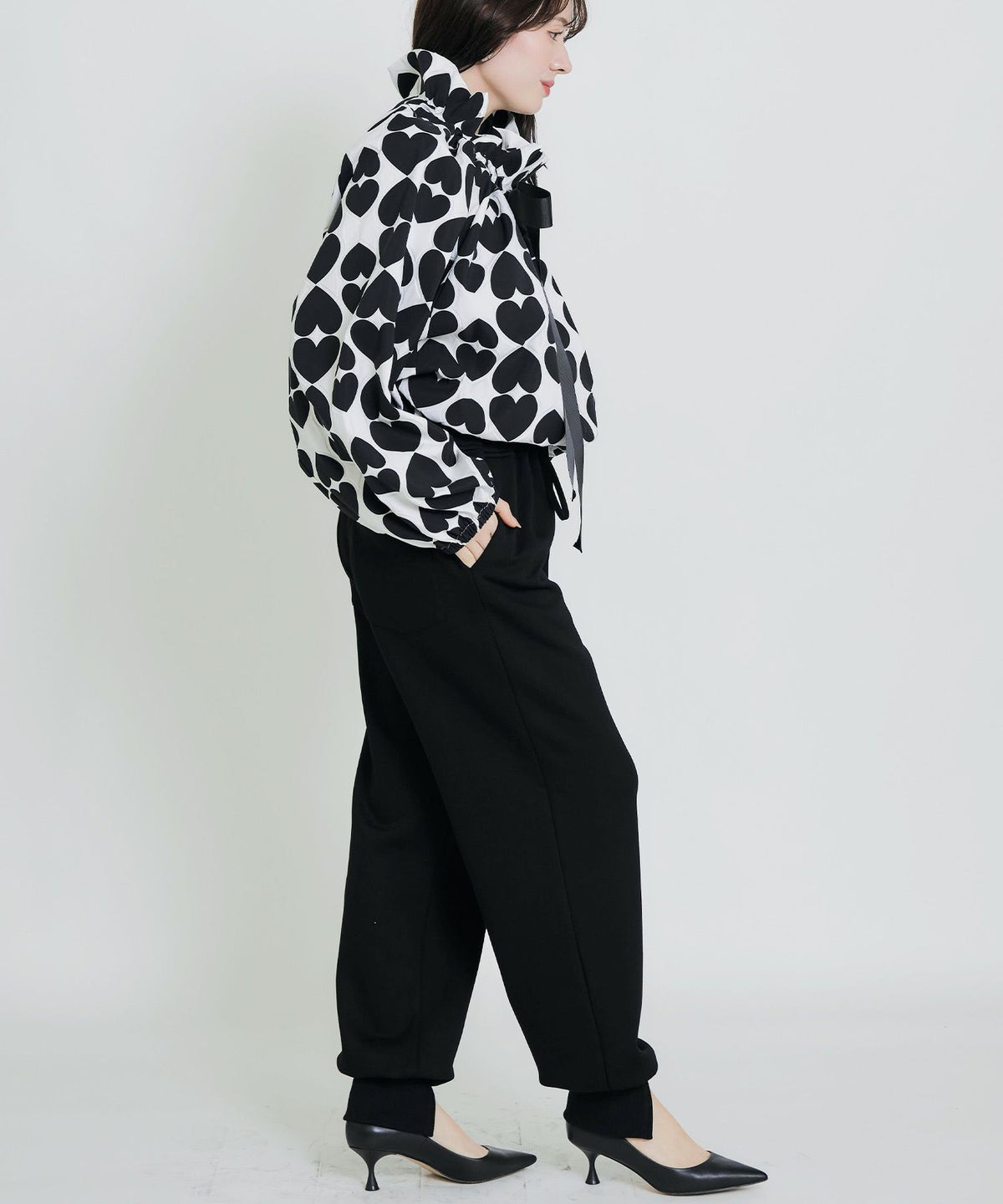 model：H155　着用サイズ：M　ホワイト系その他