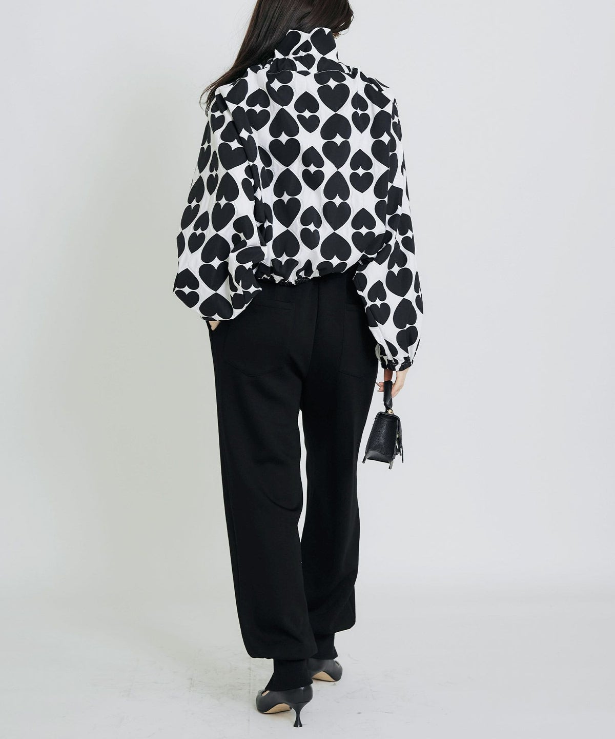 model：H155　着用サイズ：M　ホワイト系その他