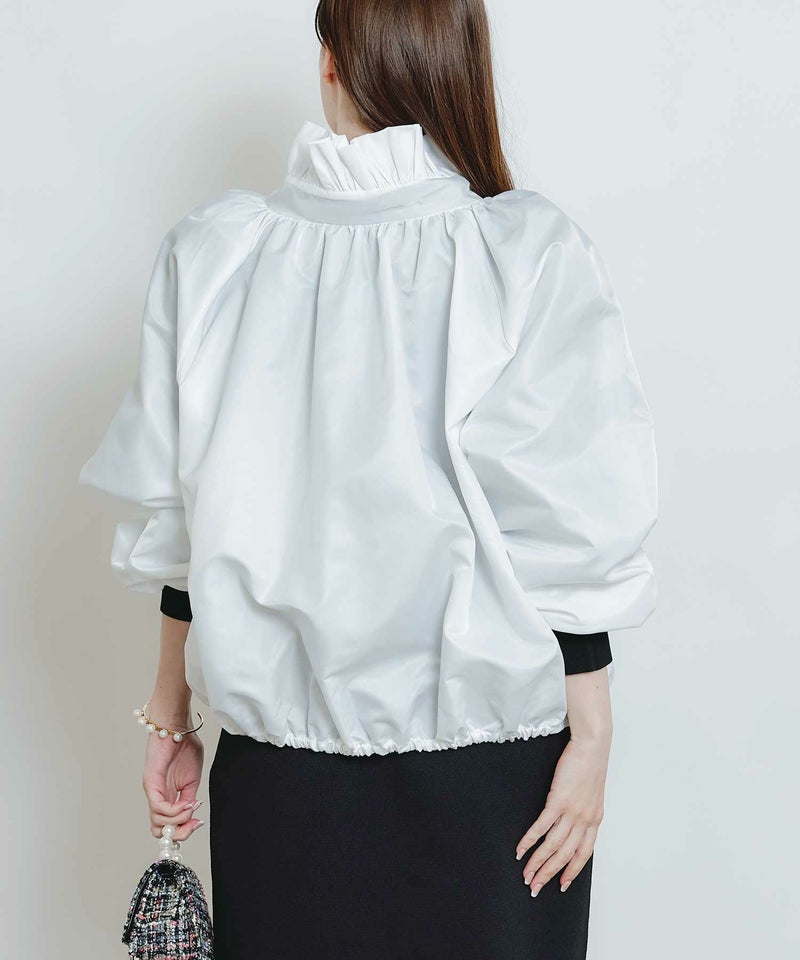 model：H160　着用サイズ：M　オフホワイト