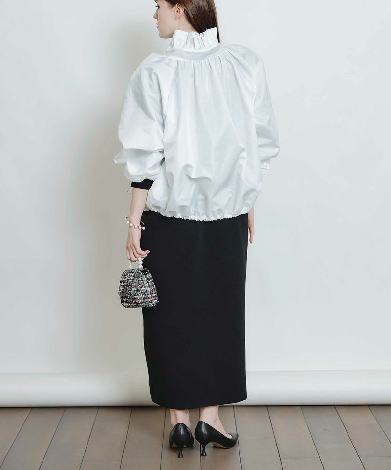 model：H160　着用サイズ：M　オフホワイト