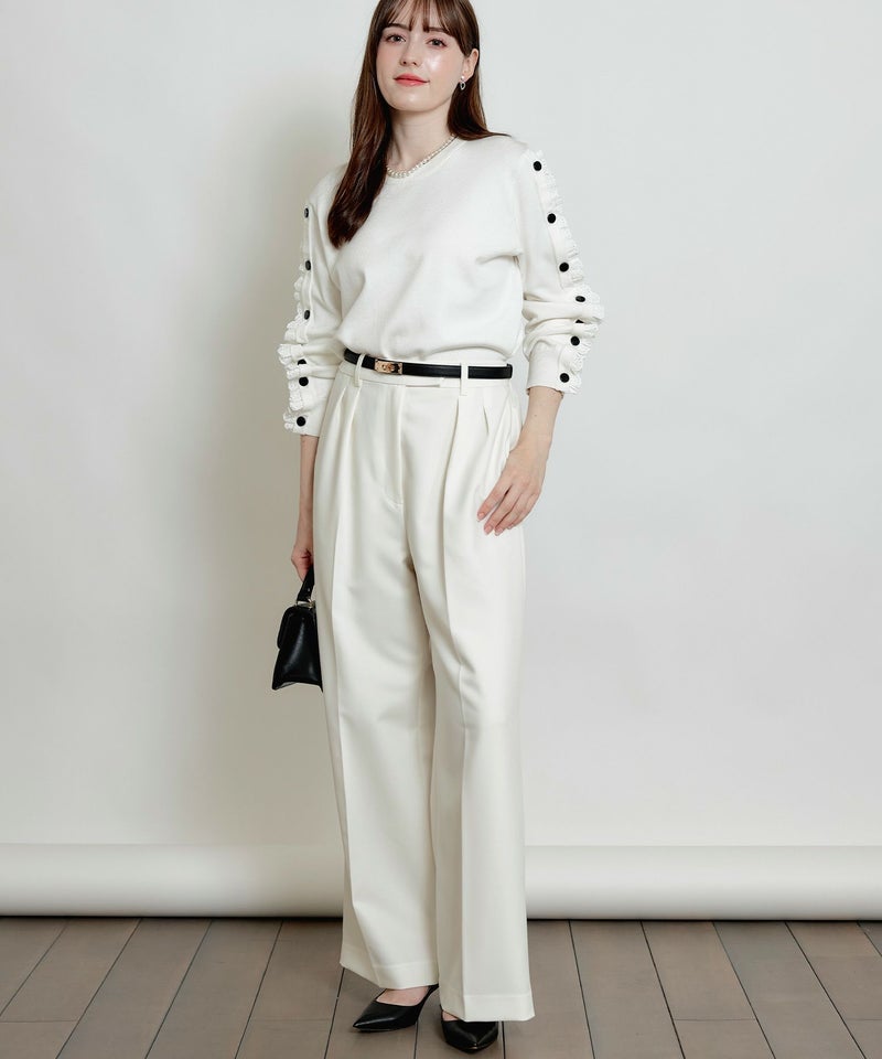 model：H160　着用サイズ：M　オフホワイト