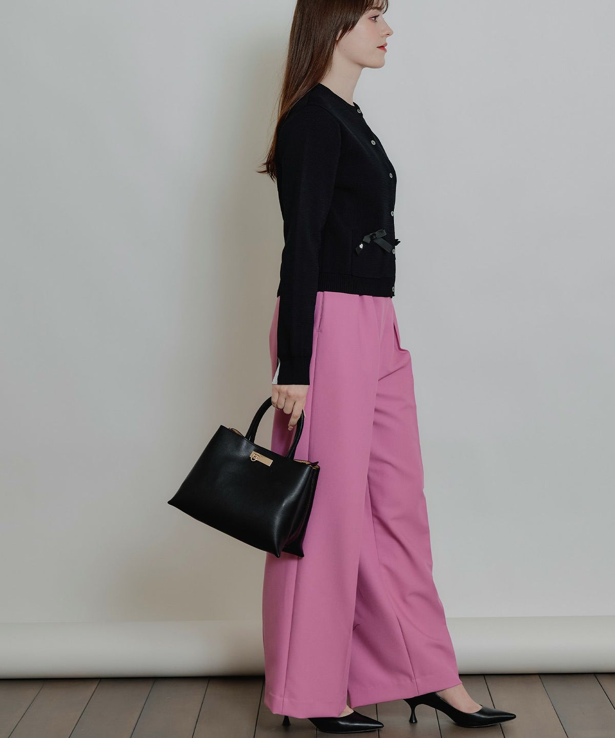 model：H160　着用サイズ：M　ピンク