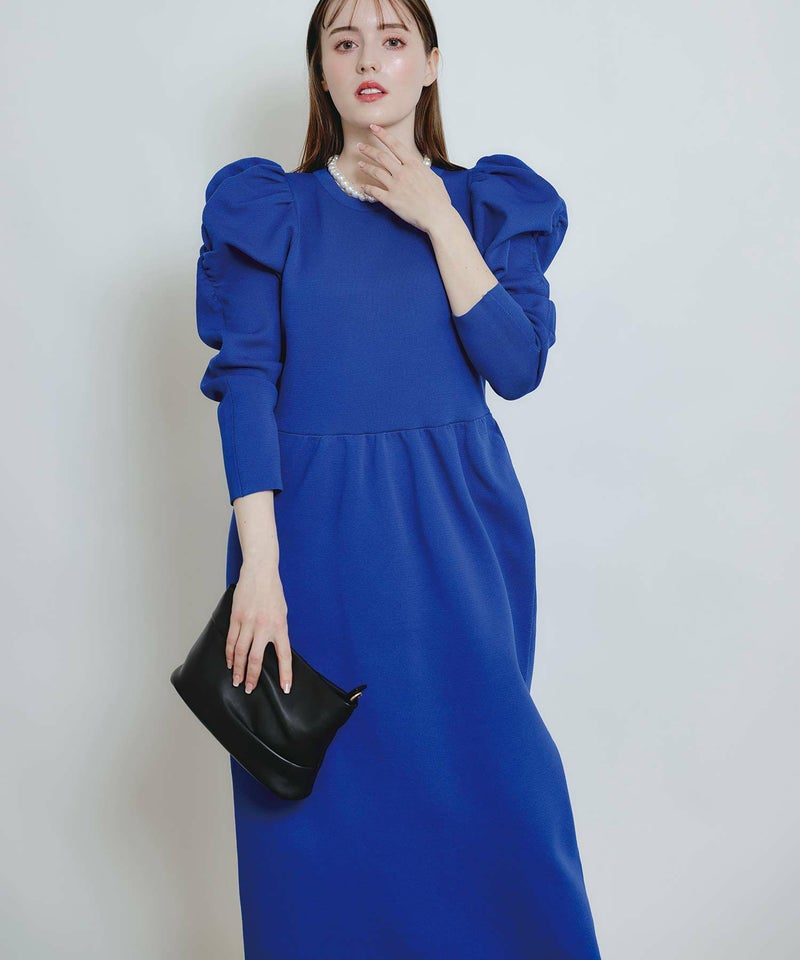 model：H160　着用サイズ：M　ブルー