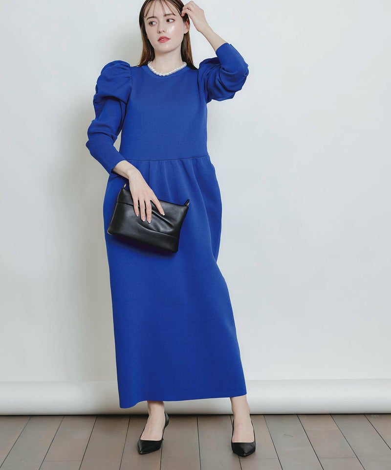 model：H160　着用サイズ：M　ブルー