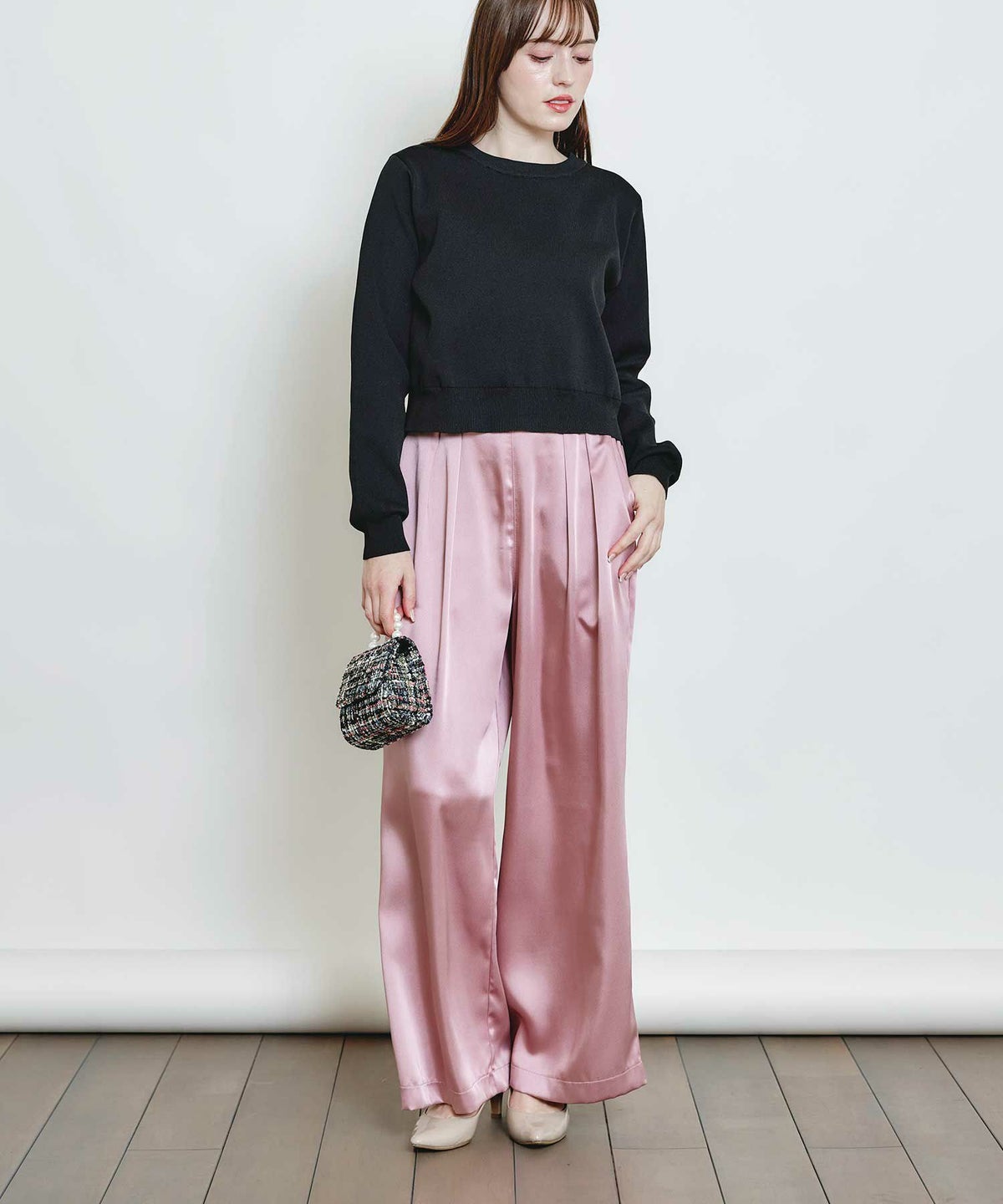 model：H160　着用サイズ：M　ピンク