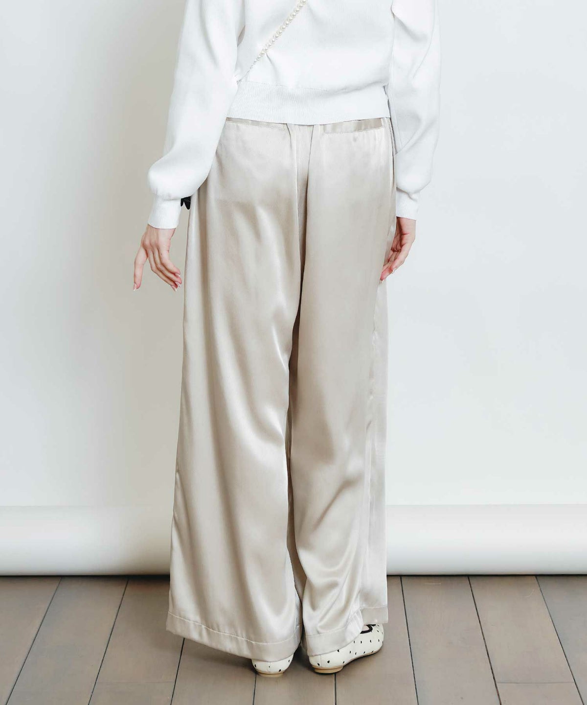 model：H160　着用サイズ：M　シャンパン