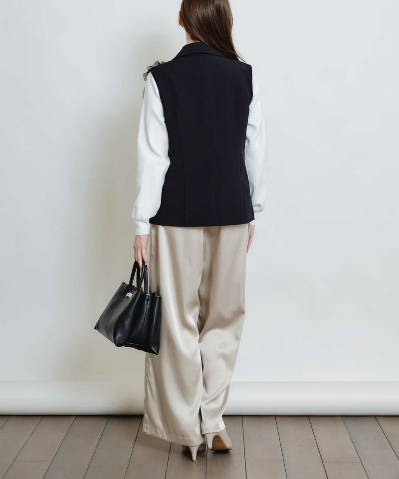 model：H160　着用サイズ：M　シャンパン