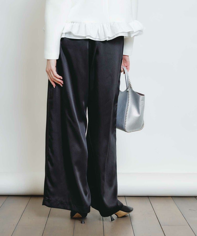 model：H160　着用サイズ：M　ブラック