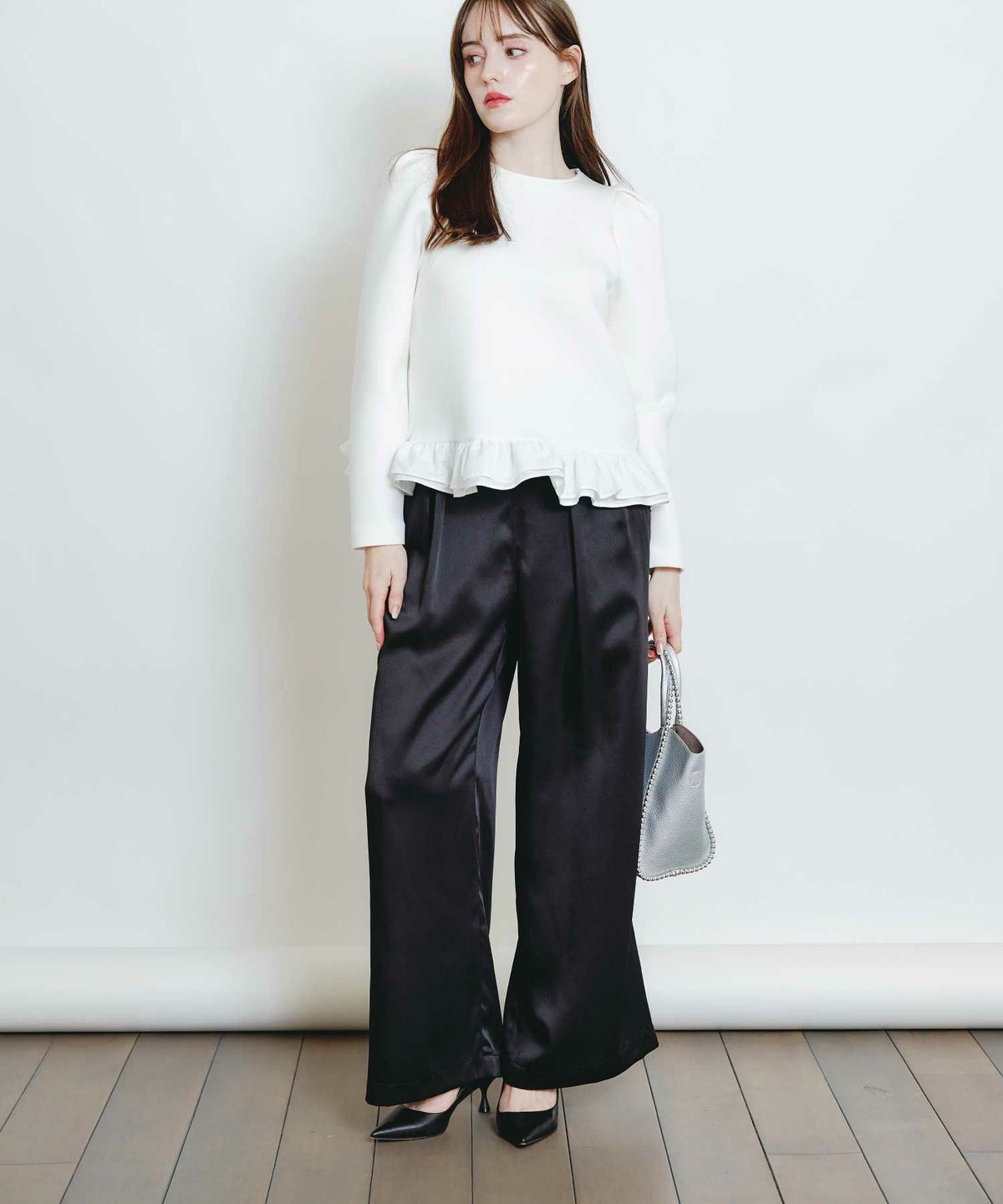 model：H160　着用サイズ：M　ブラック