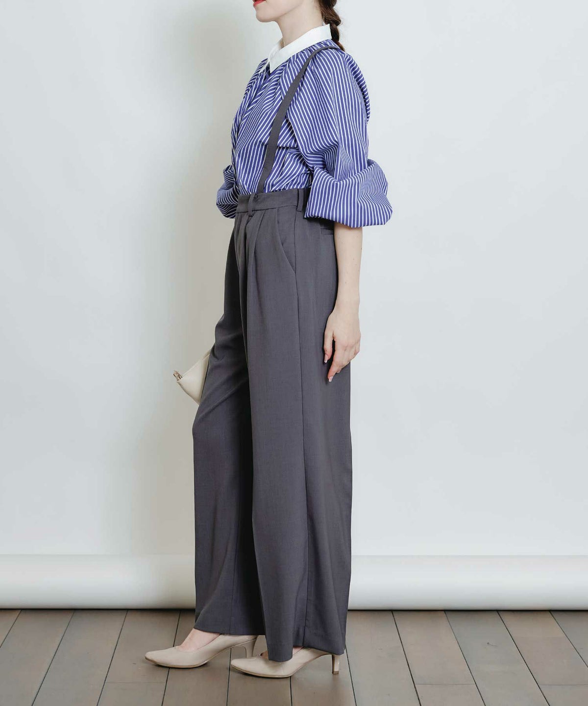 model：H160　着用サイズ：M　チャコールグレー