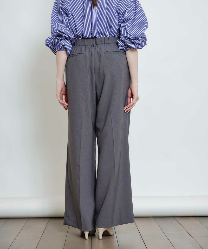 model：H160　着用サイズ：M　チャコールグレー