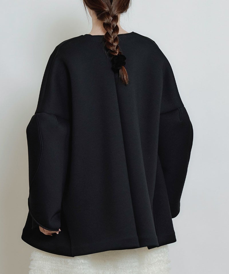 model：H160　着用サイズ：M　ブラック