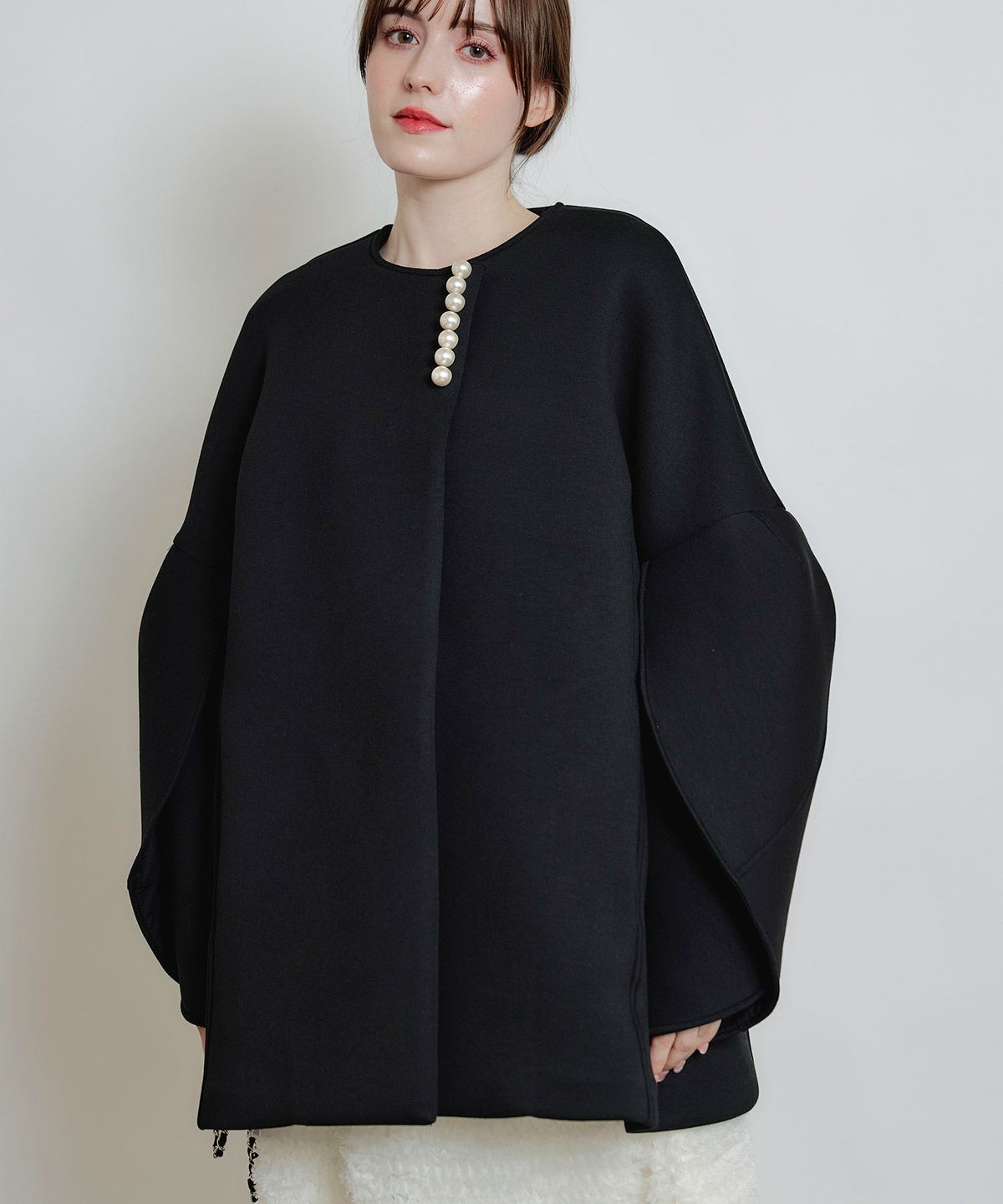 model：H160　着用サイズ：M　ブラック