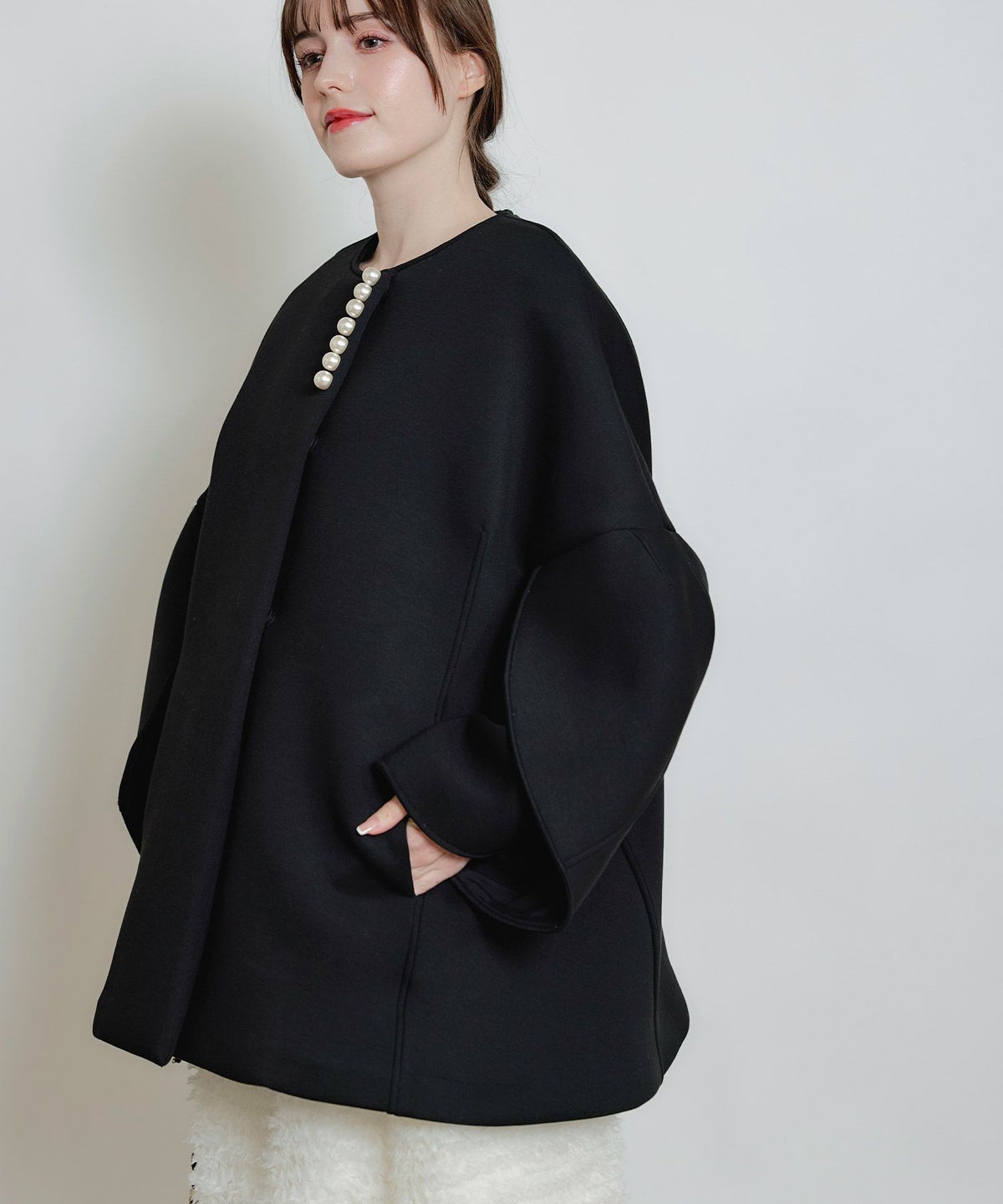 model：H160　着用サイズ：M　ブラック