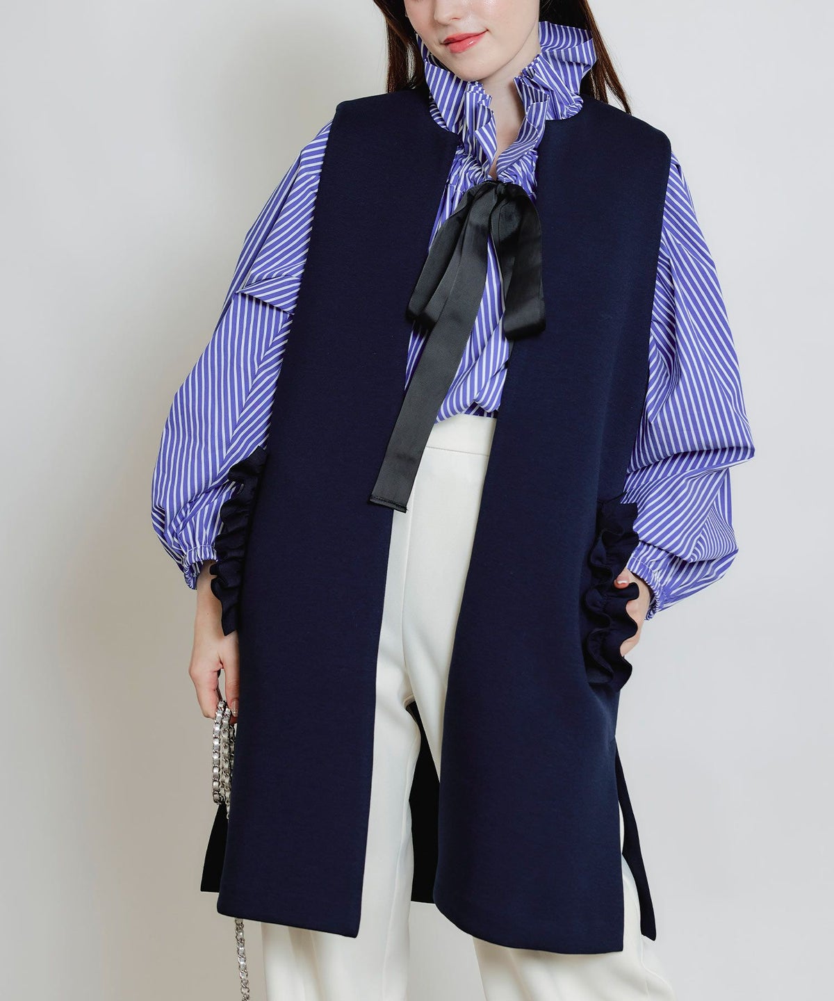 model：H160　着用サイズ：M　ネイビー