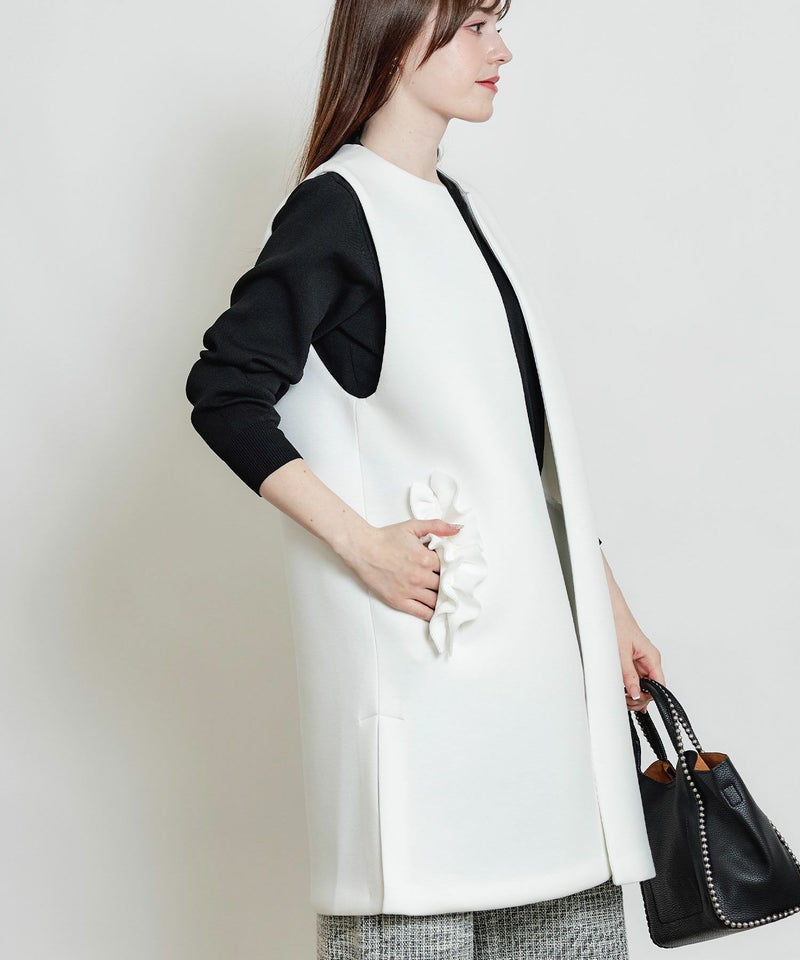 model：H160　着用サイズ：M　オフホワイト