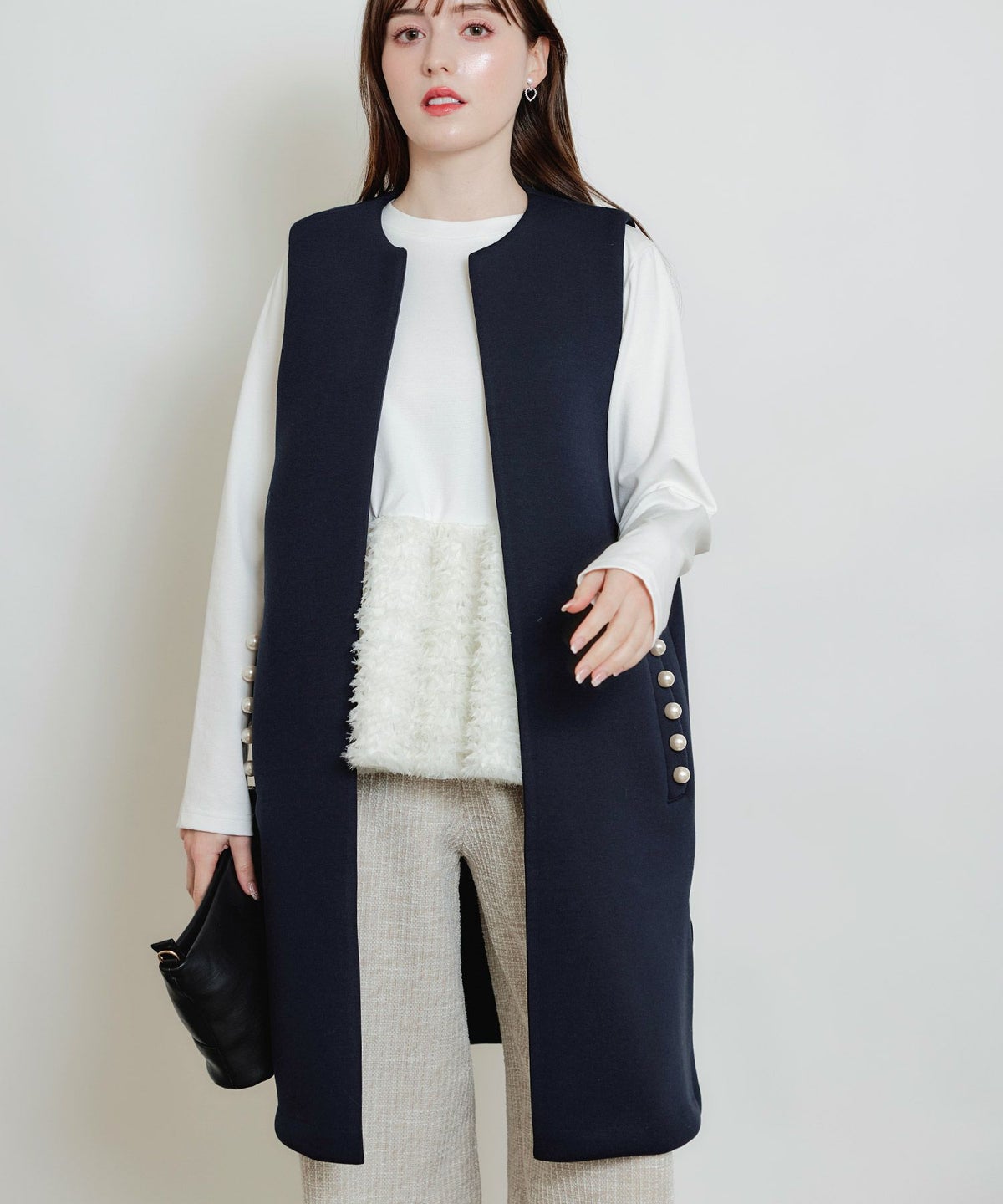 model：H160　着用サイズ：M　ネイビー