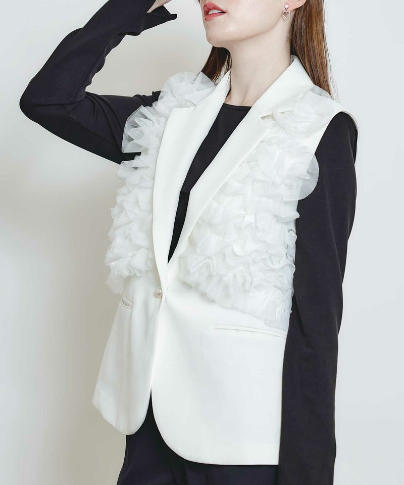 model：H160　着用サイズ：M　オフホワイト