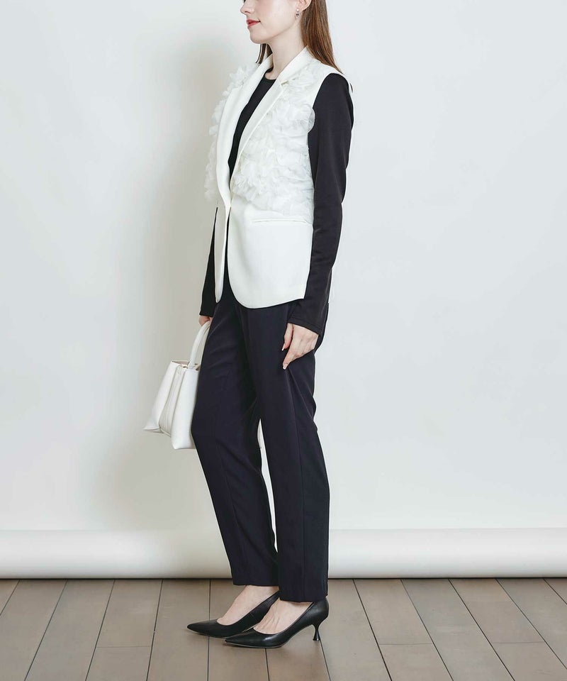 model：H160　着用サイズ：M　オフホワイト