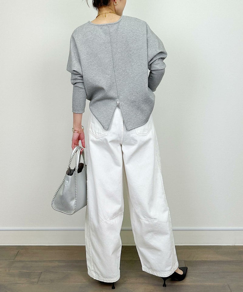 model：H164　着用サイズ：M　オフホワイト