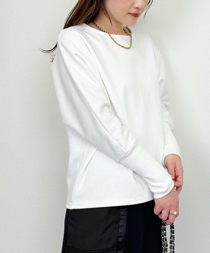 model：H164　着用サイズ：M　オフホワイト