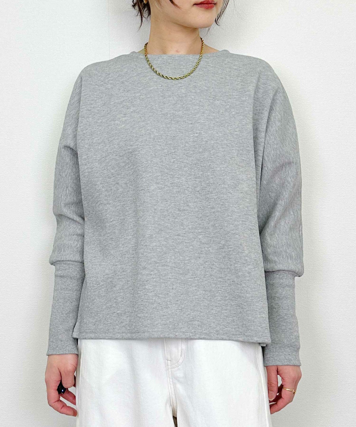 model：H164　着用サイズ：M　ライトグレー