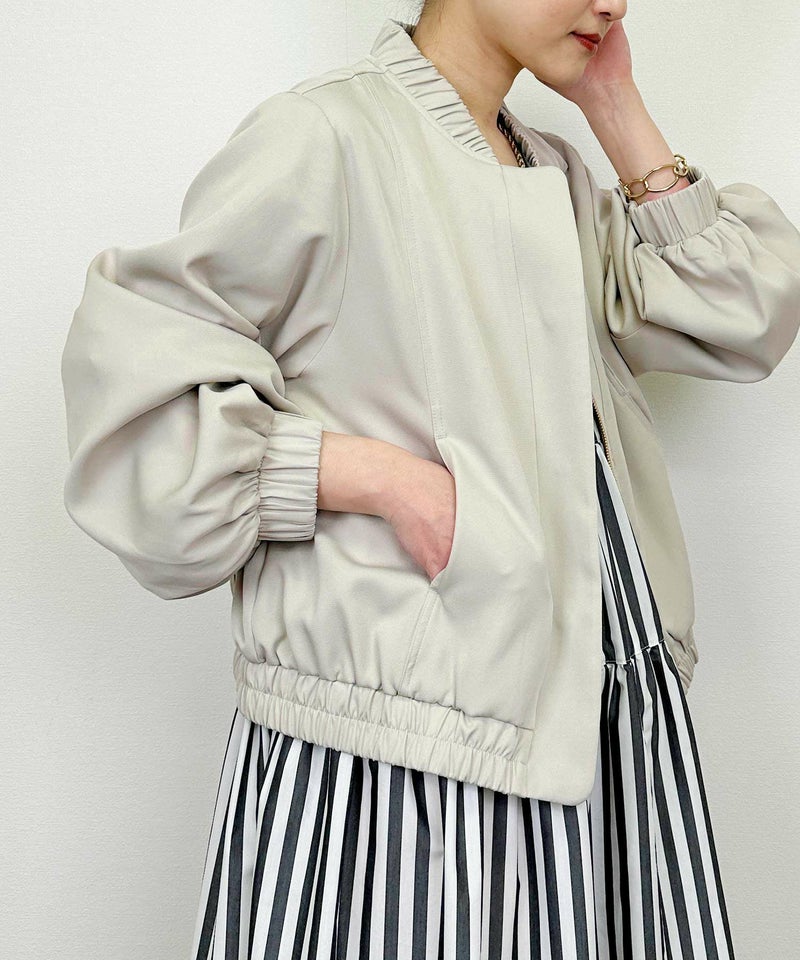 model：H164　着用サイズ：M　ライトグレー