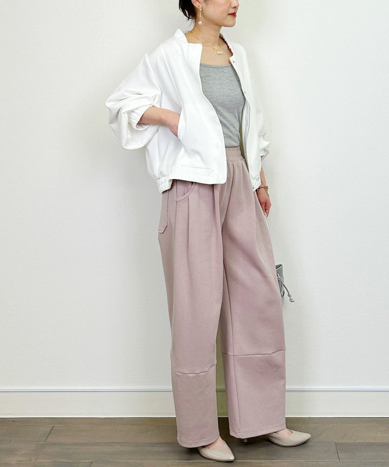 model：H164　着用サイズ：M　オフホワイト